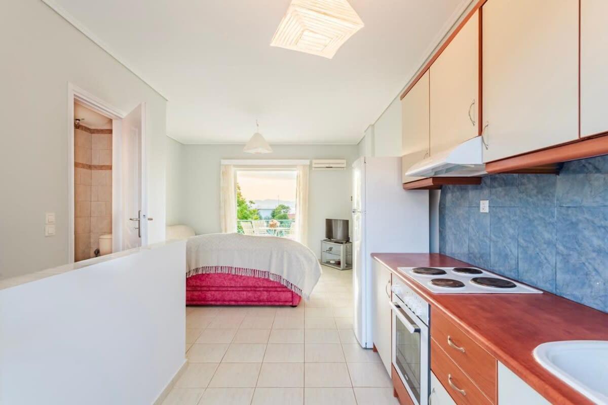 فيلا Seaview Terrace Haven-Perfect Location By The Sea كالاماتا المظهر الخارجي الصورة