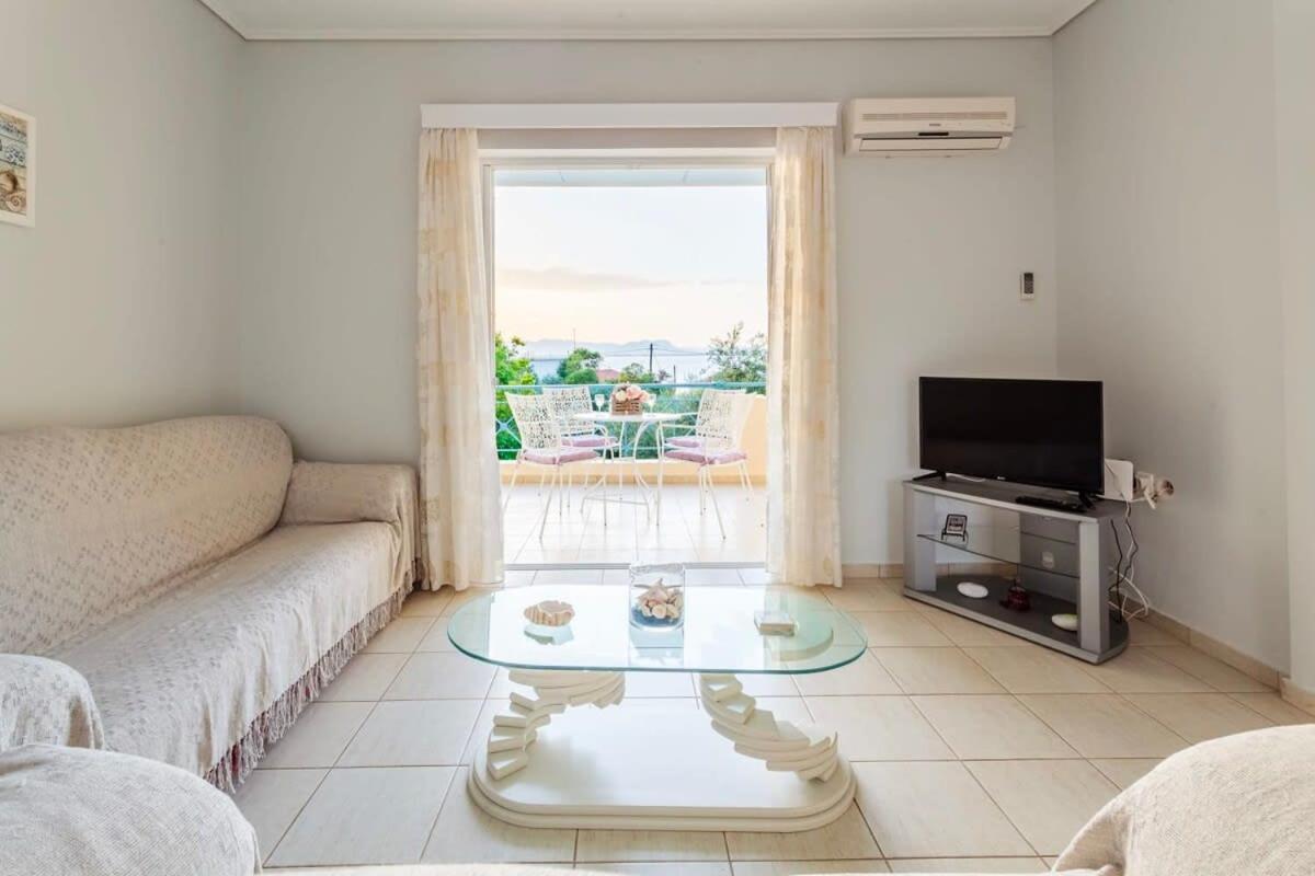 فيلا Seaview Terrace Haven-Perfect Location By The Sea كالاماتا المظهر الخارجي الصورة